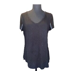 🌟FLASH SALE🌟Apt9 Black T-Shirt with Faux Leather Sleeves